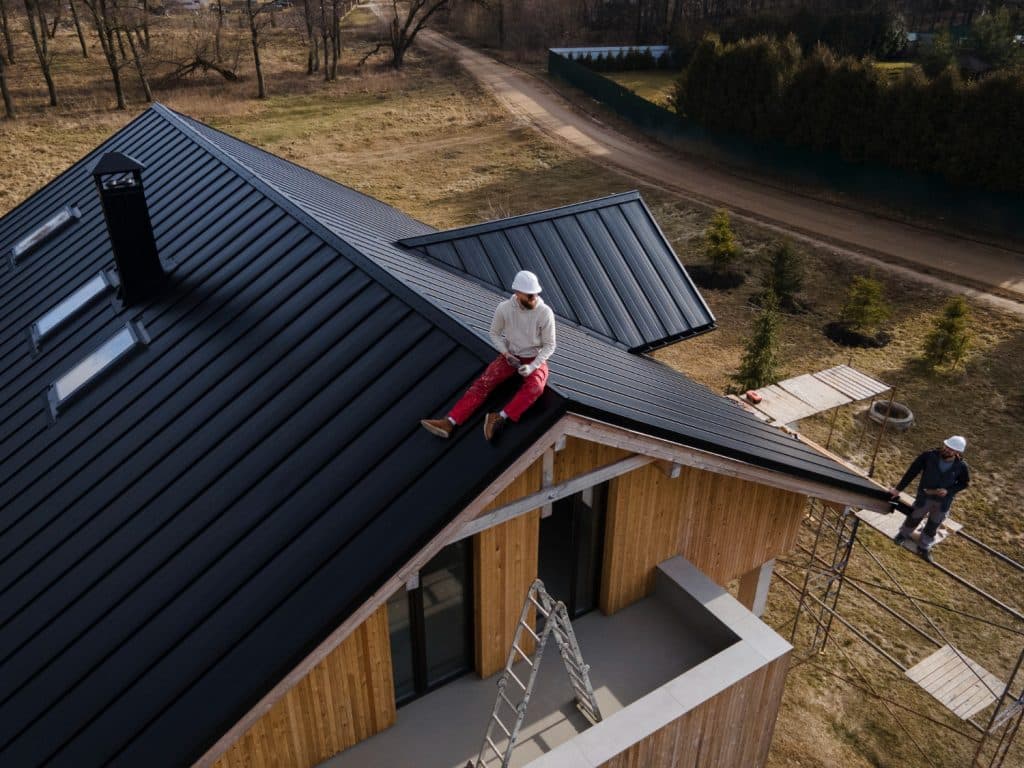 Signs Your Roof Needs to Be Repaired or Replaced — 1